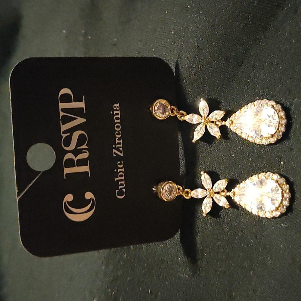 RSVP Cubic Zirconia Dangle earrings
